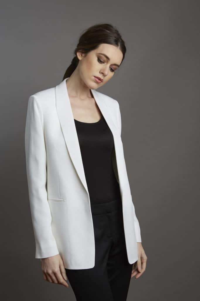 Veste tailleur fluide blanche sans bouton femme