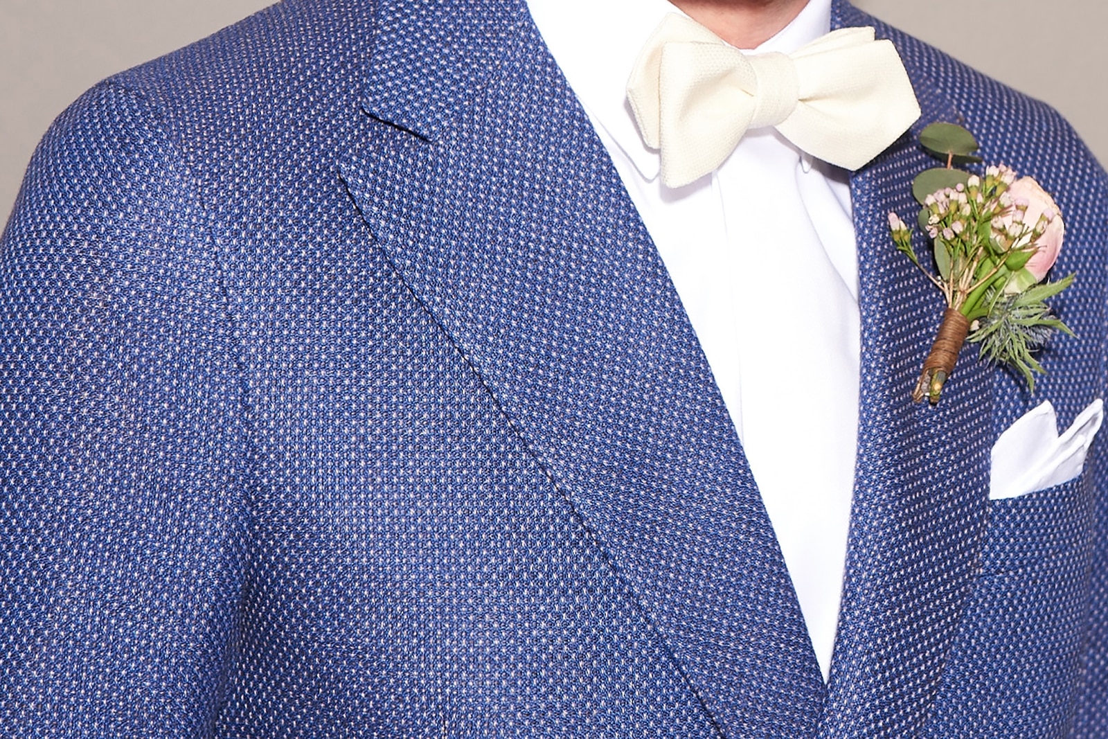 Tissu en mesh pour costume de mariage sur mesure