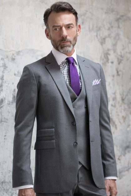 Le costume parfait pour le père de la mariée, en ce jour spécial