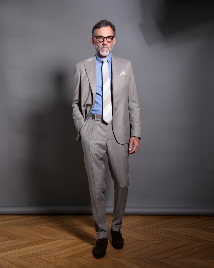 Costume sur mesure en flanelle gris taupe