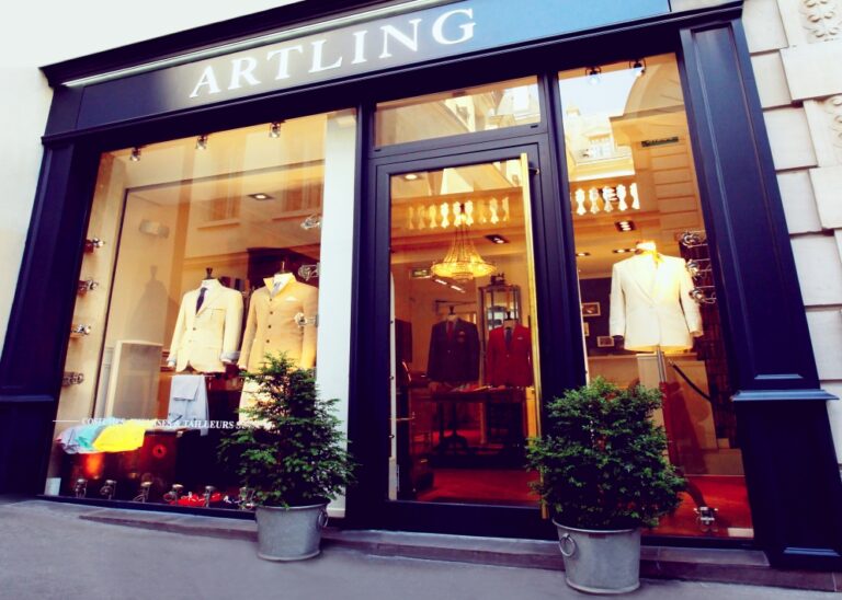 Notre magasin de costume 
à Paris